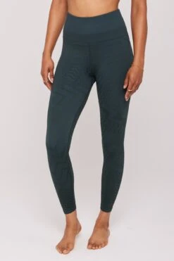 Spiritual Gangster Matte Shine Seamless Legging